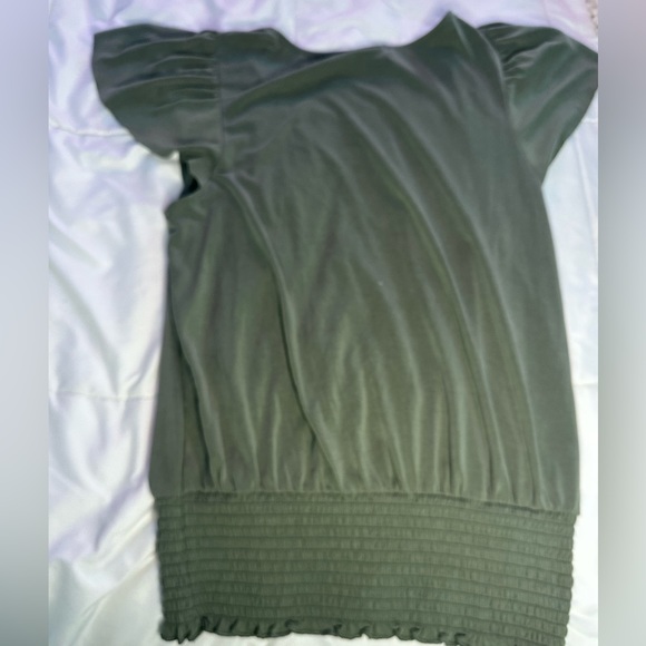 Green blouse - Picture 2 of 2